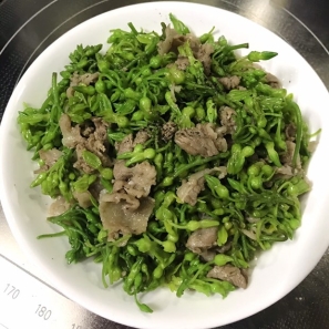 Bò Xào Thiên Lý 